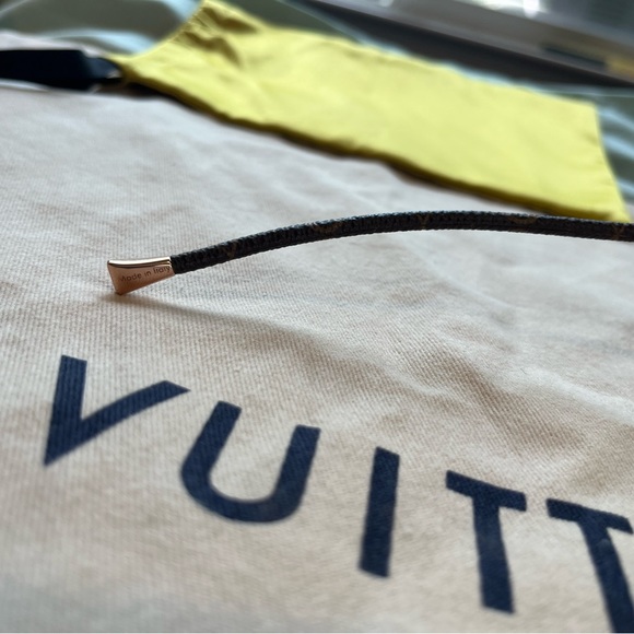 Louis Vuitton Black & Monogram Acetate Z0781W Charlotte Sunglasses - Picture 12 of 15